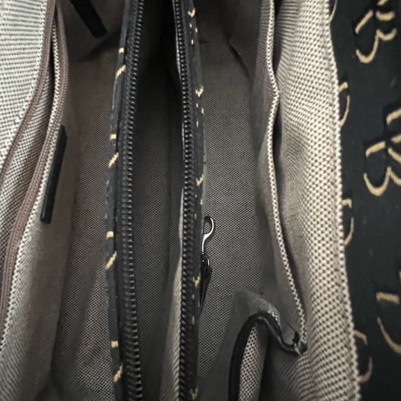 Dooney and Bourke Signature Satchel - Picture 9 of 12